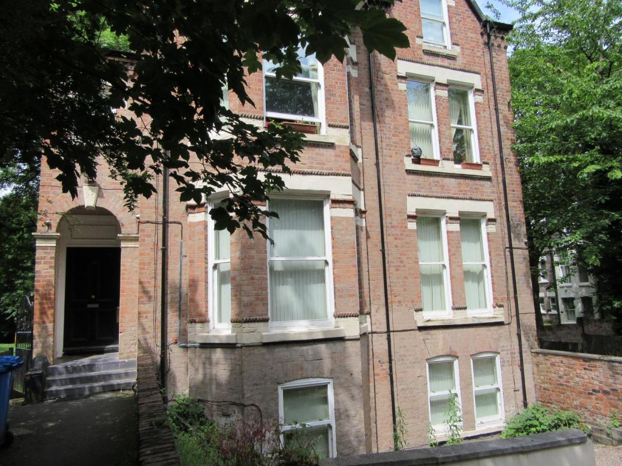 No 3 - Large 1 Bed Near Sefton Park And Lark Lane Lägenhet Liverpool Exteriör bild
